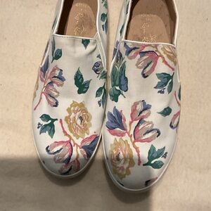 Floral Canvas Slip-On Sneakers in White